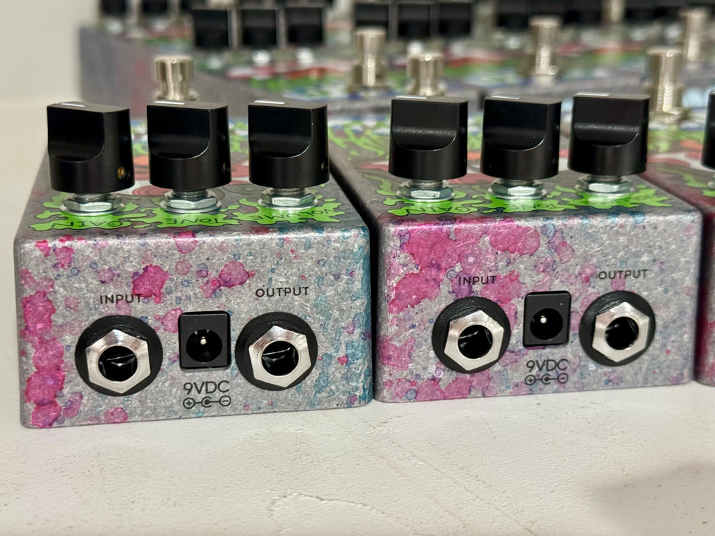 hellmouth pedal HECKMOUTH SUPER RARE RAINBOW – Abominable Electronics